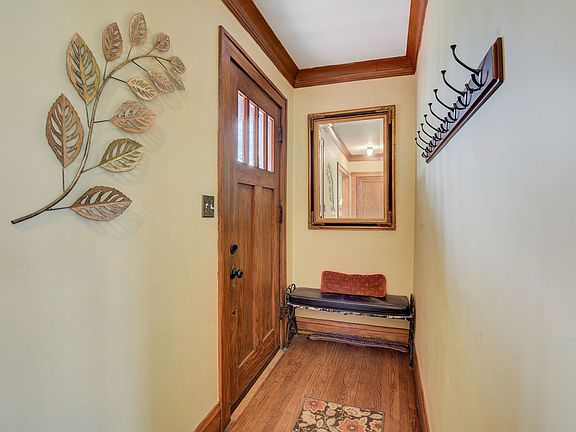 5th image of 8614 W 120th St