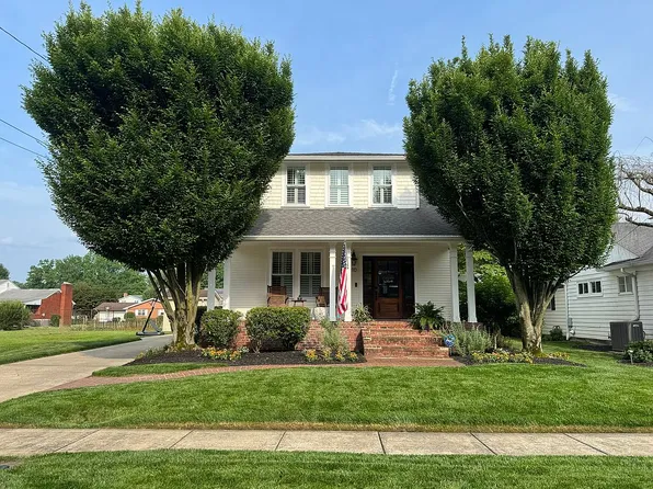 5210 2nd Ave, Vienna, WV 26105