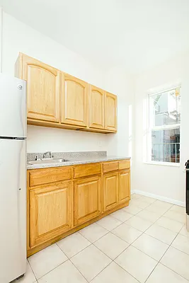Rented by Nooklyn NYC LLC | media 56