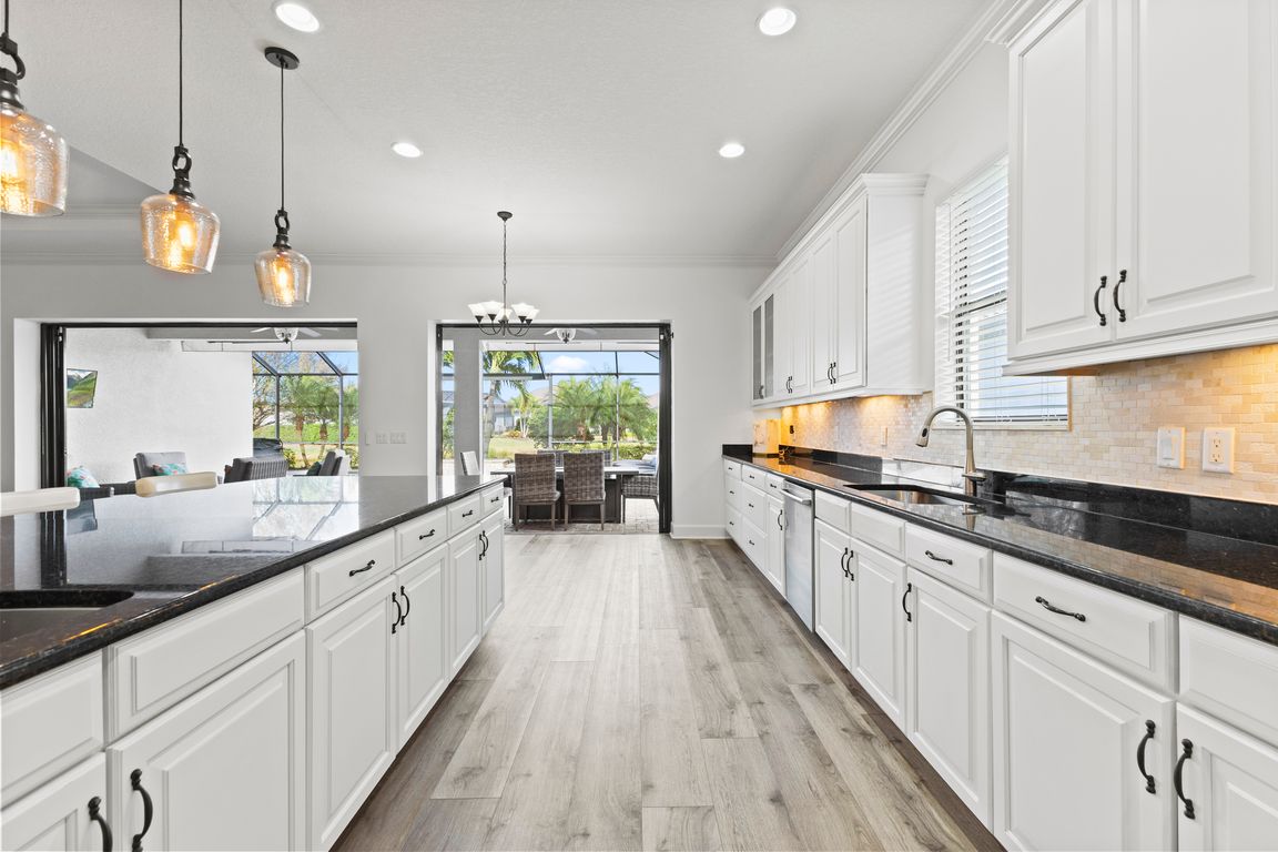 next background image