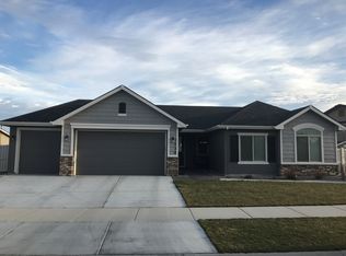 1034 White Horse Ridge Dr, Middleton, ID 83644