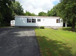 30 Wilson Rd, Central Square, NY 13036