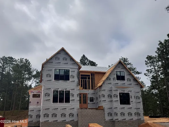 132 Owens Circle, West End, NC 27376