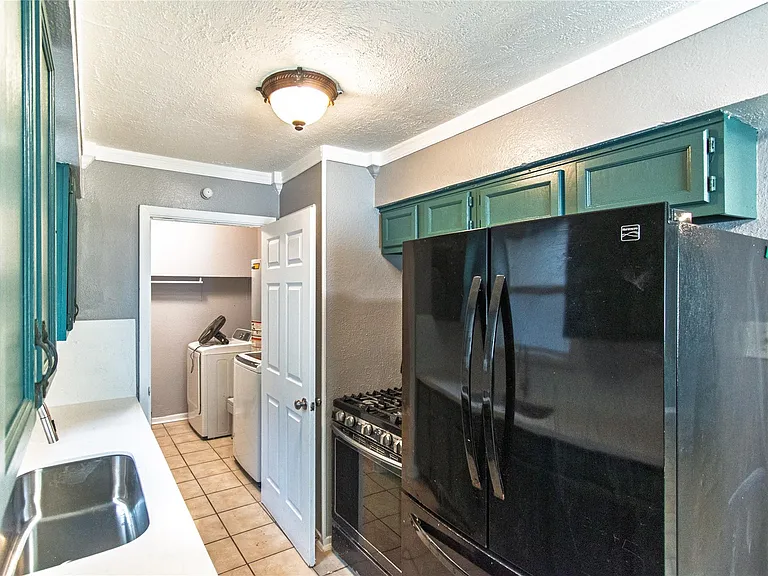 12906 Southspring Dr — Photo 7