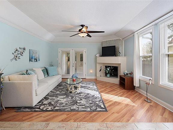 2nd image of 130 Napoleon Ave #130
