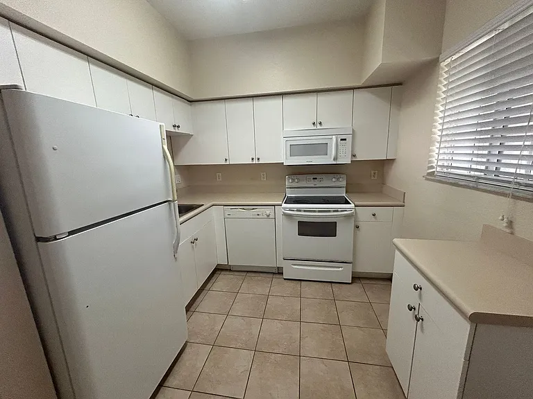 8424 Bernwood Cove Loop #1508 — Photo 3
