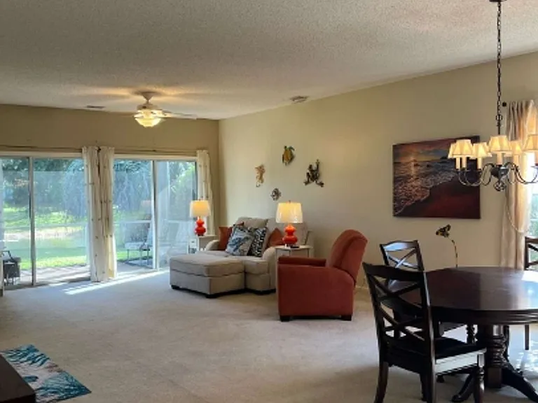 133 Stratford Village Way — Photo 2
