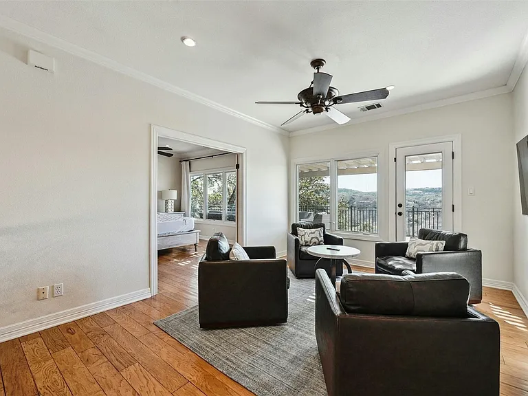 5606 Craggy Point — Photo 16
