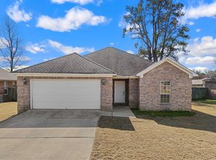 8 Bishop Ln, Conway, AR 72032
