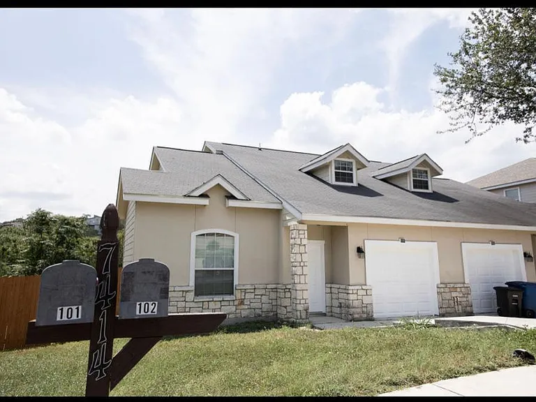 7414 Moss Brook Dr #101 — Photo 1