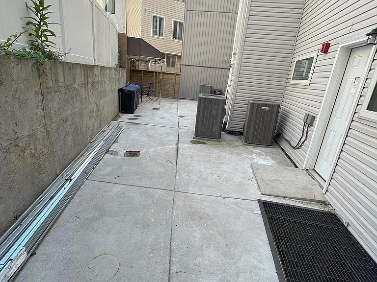 1611 Ridge Ave #15-1 — Photo 26