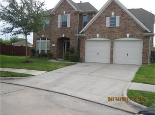 4910 Cedar Cove Dr, Baytown, TX 77521