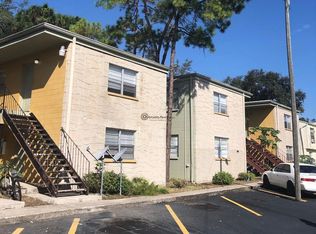 University Park unit, Centrally located and pet-friendly, Tampa, FL 33612