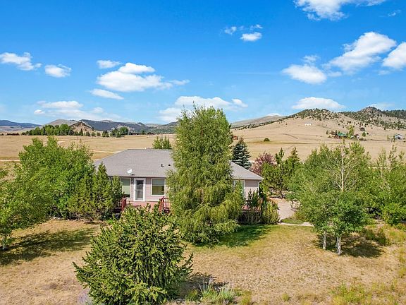 Views of the Gravelly Mountains