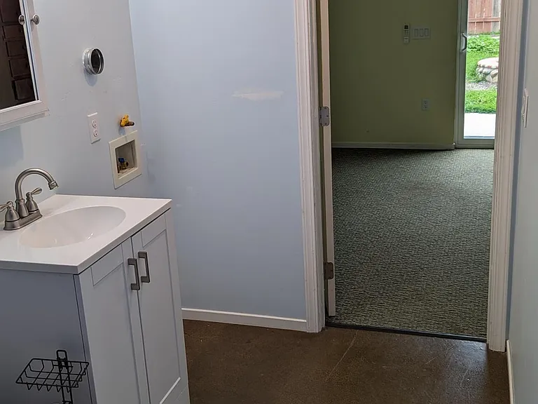 2114 Glencoe Dr — Photo 10