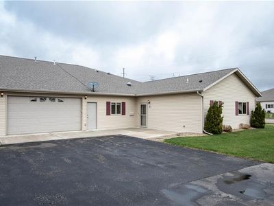 3200 Nebraska Dr, Bismarck, ND, 58503