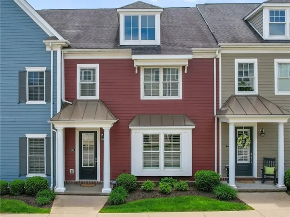 238 Riverfront St, Oakmont, PA 15139