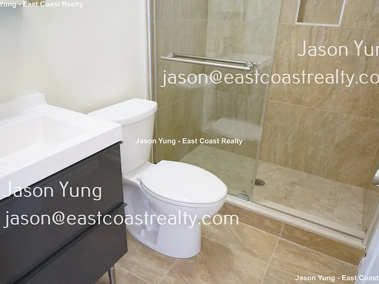 1032 Commonwealth Ave #2 — Photo 14