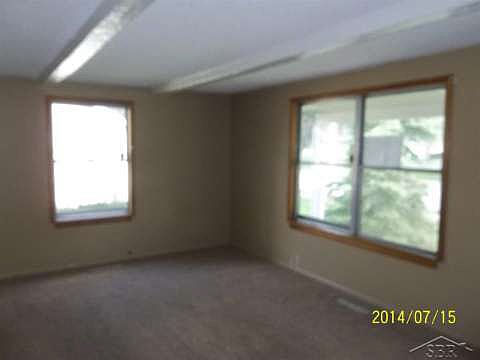 3rd image of 8211 Ingalls St