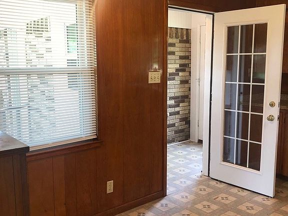 4th image of 2662 County Road 406