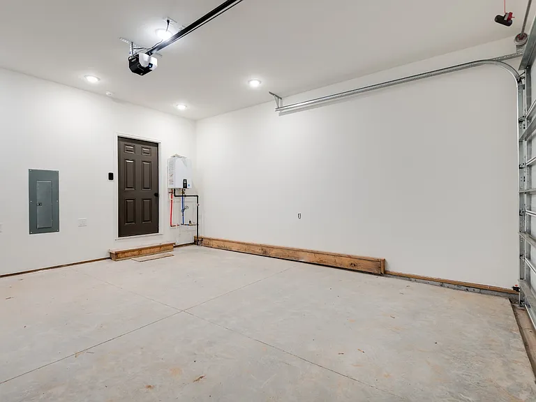 3802 Syfert Ln — Photo 25