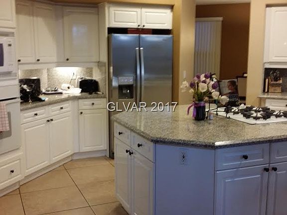 4th image of 191 Cliff Valley Dr