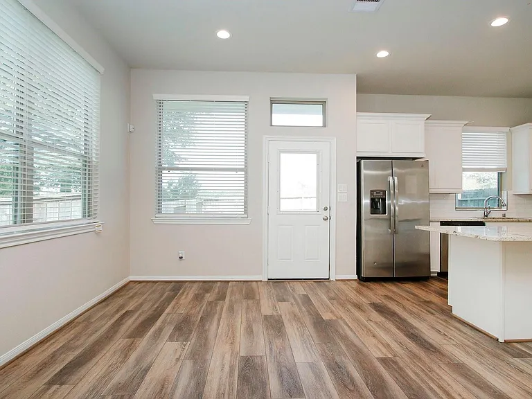 239 Biltmore Loop — Photo 13