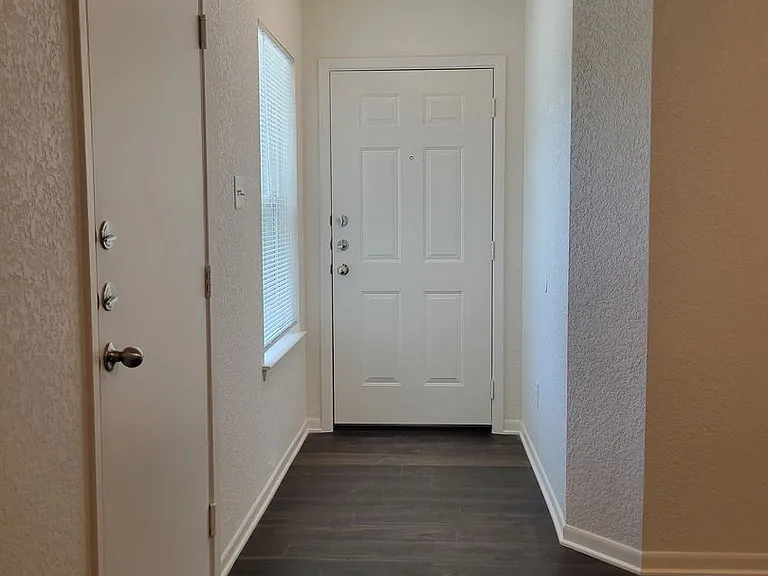 504 S Juanita Dr — Photo 4
