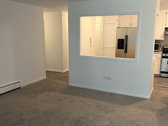 4th image of 1053 W Ogden Ave APT 339