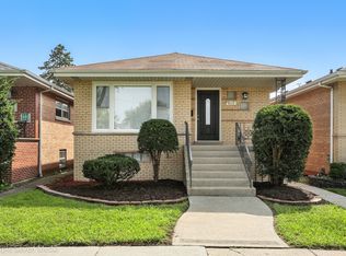 8117 S Richmond St, Chicago, IL