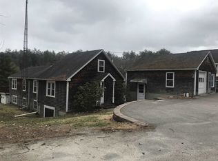 23 Riverlake St, Alton Bay, NH 03810