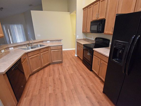 5th image of 1842 Darlin Cir