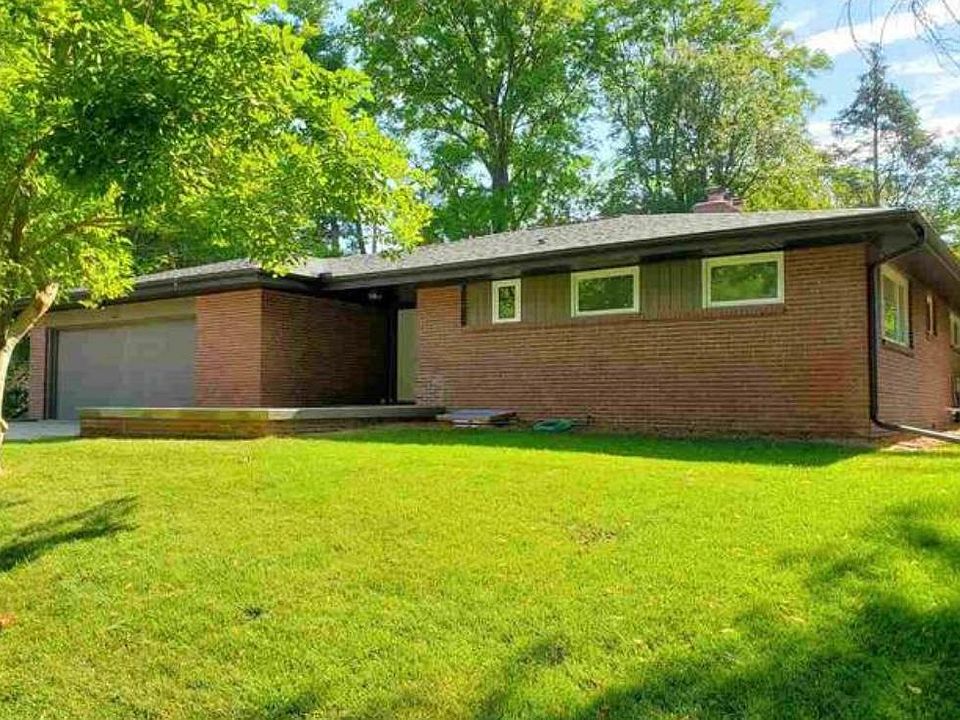 1st image of 1640 E Manor Dr