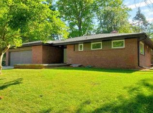 1640 E Manor Dr, Lincoln, NE 68506