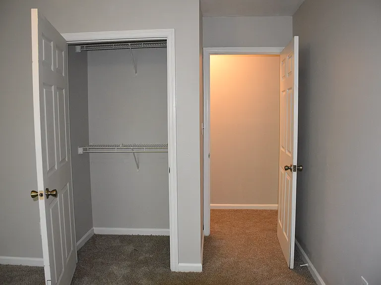 804 N Woodward Ave — Photo 30