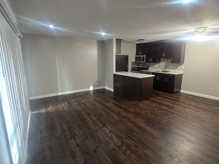 520 Van Buren Avenue — Photo 34