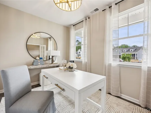 7006 Greenholm Pl, Richmond, VA 23234