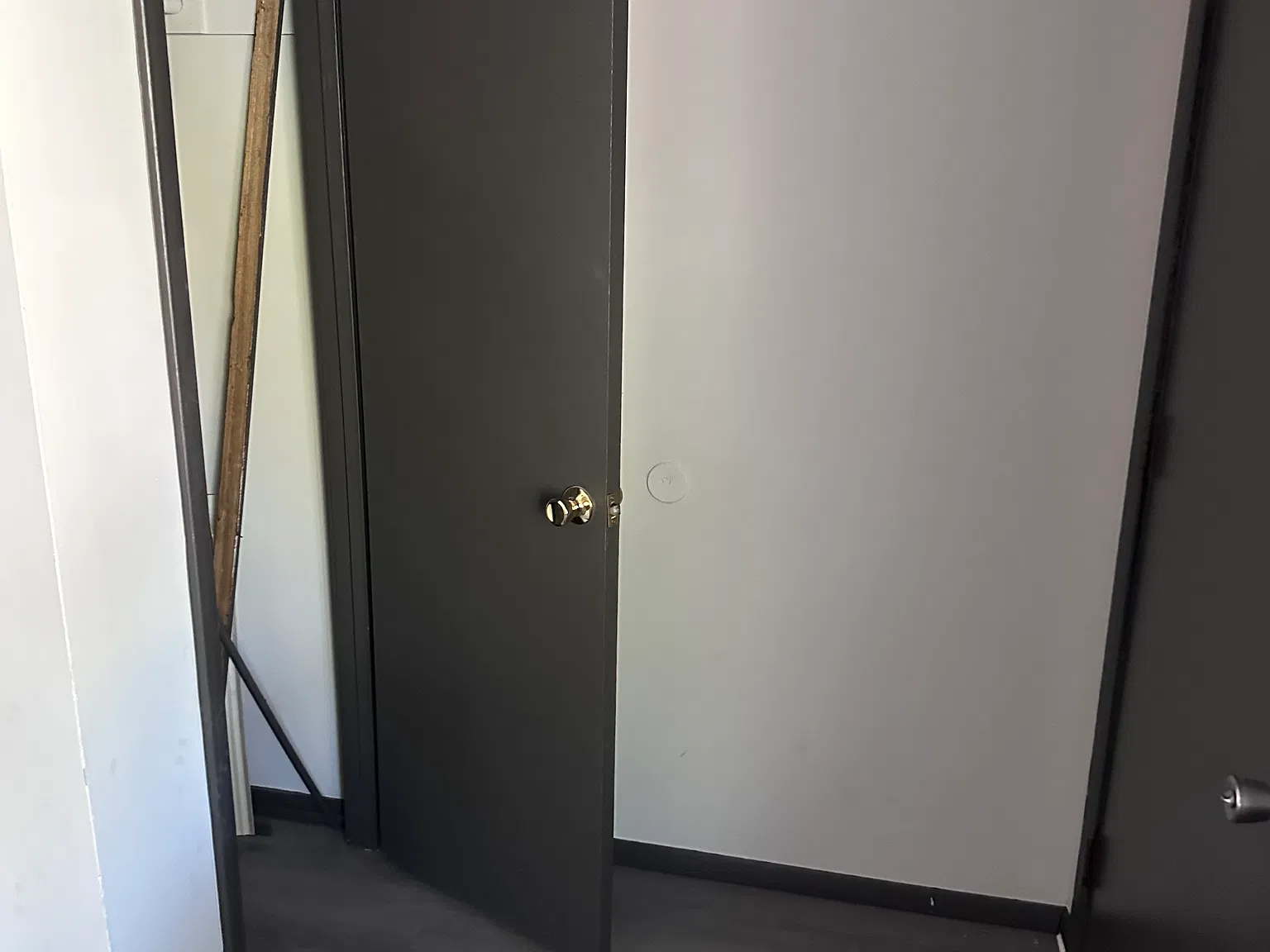 2 bed, 984 sqft, $1,000 — Photo 3