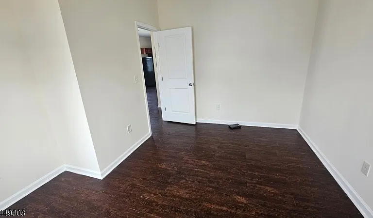 52 Arverne Ter #2 — Photo 9