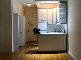 437 E 74th St APT 1B, New York, NY 10021