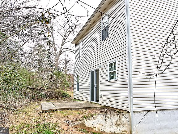 3rd image of 130 Springbottom Dr