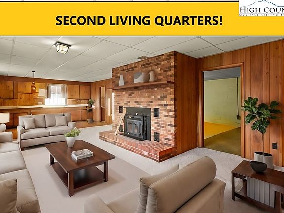 3rd image of 203 Mountain Valley Drive