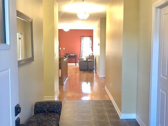 3rd image of 190 Argyle St #20