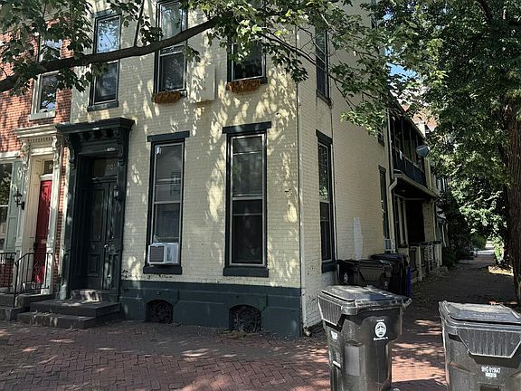 3rd image of 1623 Green St