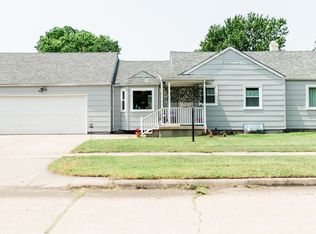 1331 S George Washington Dr, Wichita, KS 67211