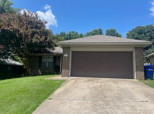2525 Sapphire Dr, Conway, AR 72032