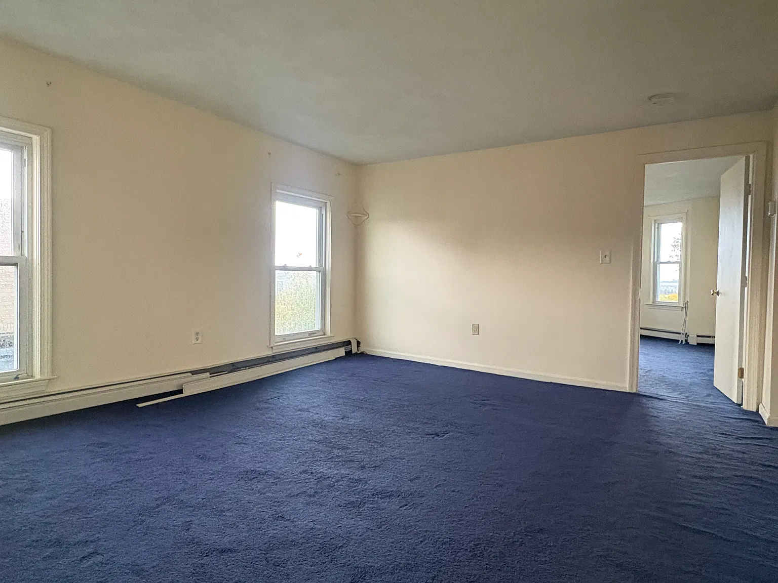2 bed, 1.0 bath, 966 sqft, $2,350 — Photo 4