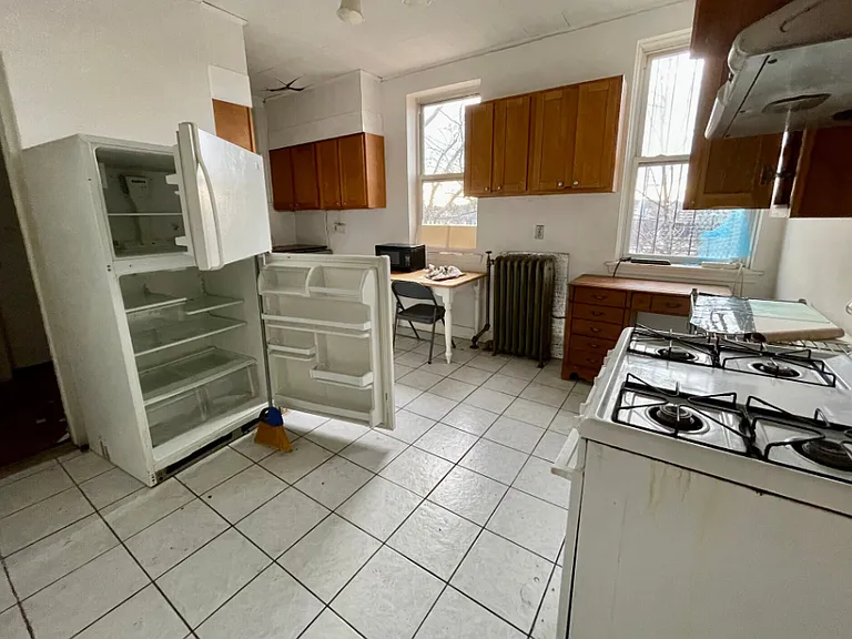 10 Copenger St #2 — Photo 6