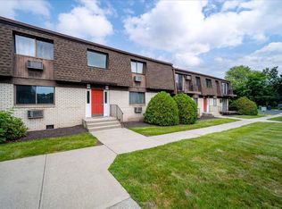 1109 Cherry Hill Dr #1109, Poughkeepsie, NY 12603