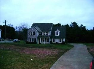 1098 Hampton Rd, Hampton, GA 30228